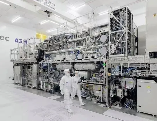 ASML正在開發(fā)hyper-NA EUV光刻機(jī)